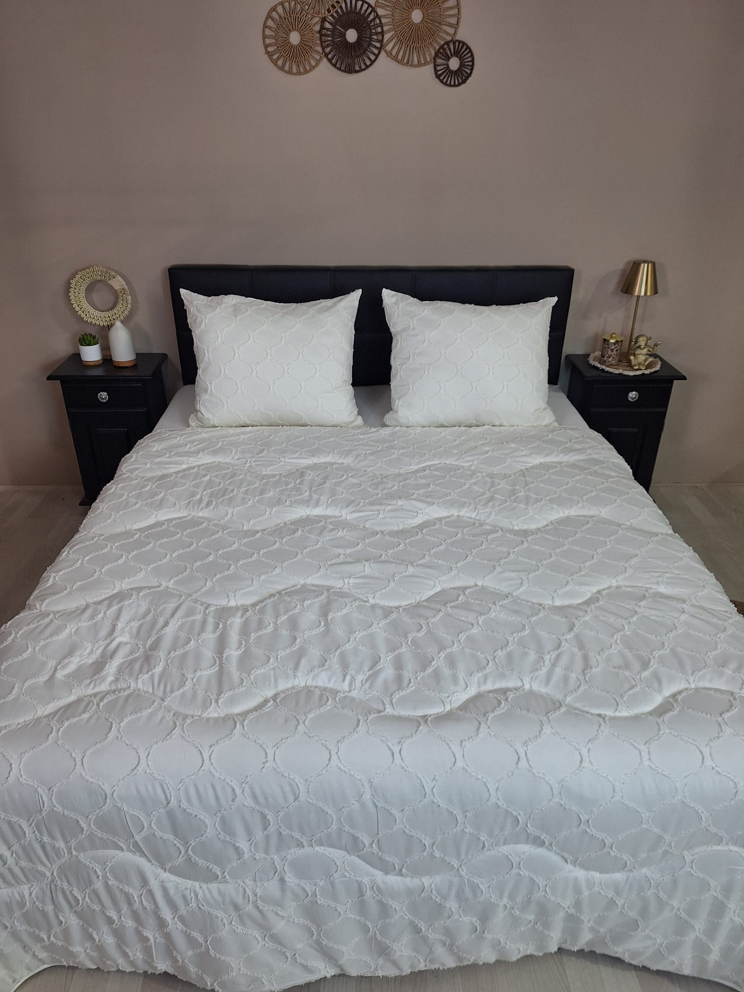 Decoware Easy dekbed zonder overtrek inclusief kussensloop - Tufted Curve - off white