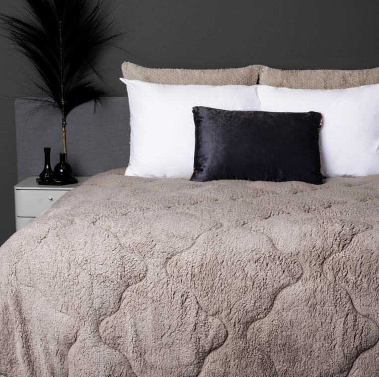 All in one lazy dekbed teddy - Dekbed en overtrek in 1 - Taupe