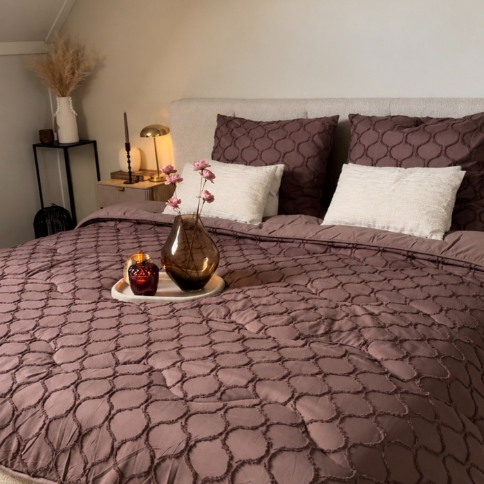 Decoware dekbed zonder overtrek incl. kussensloop - Tufted Curve - Bruin