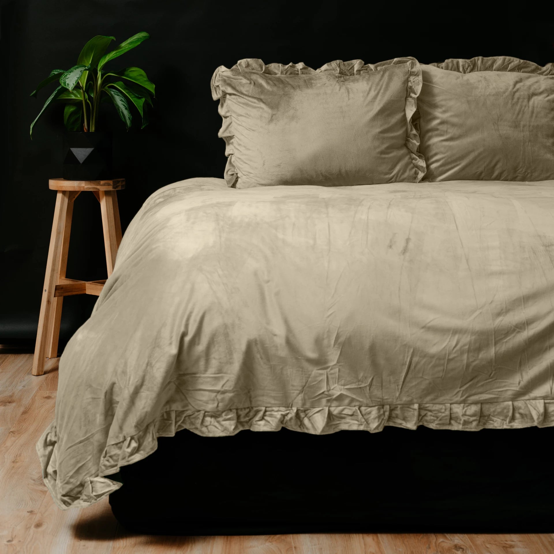 Velvet dekbedovertrek ruffles - Iced Coffee