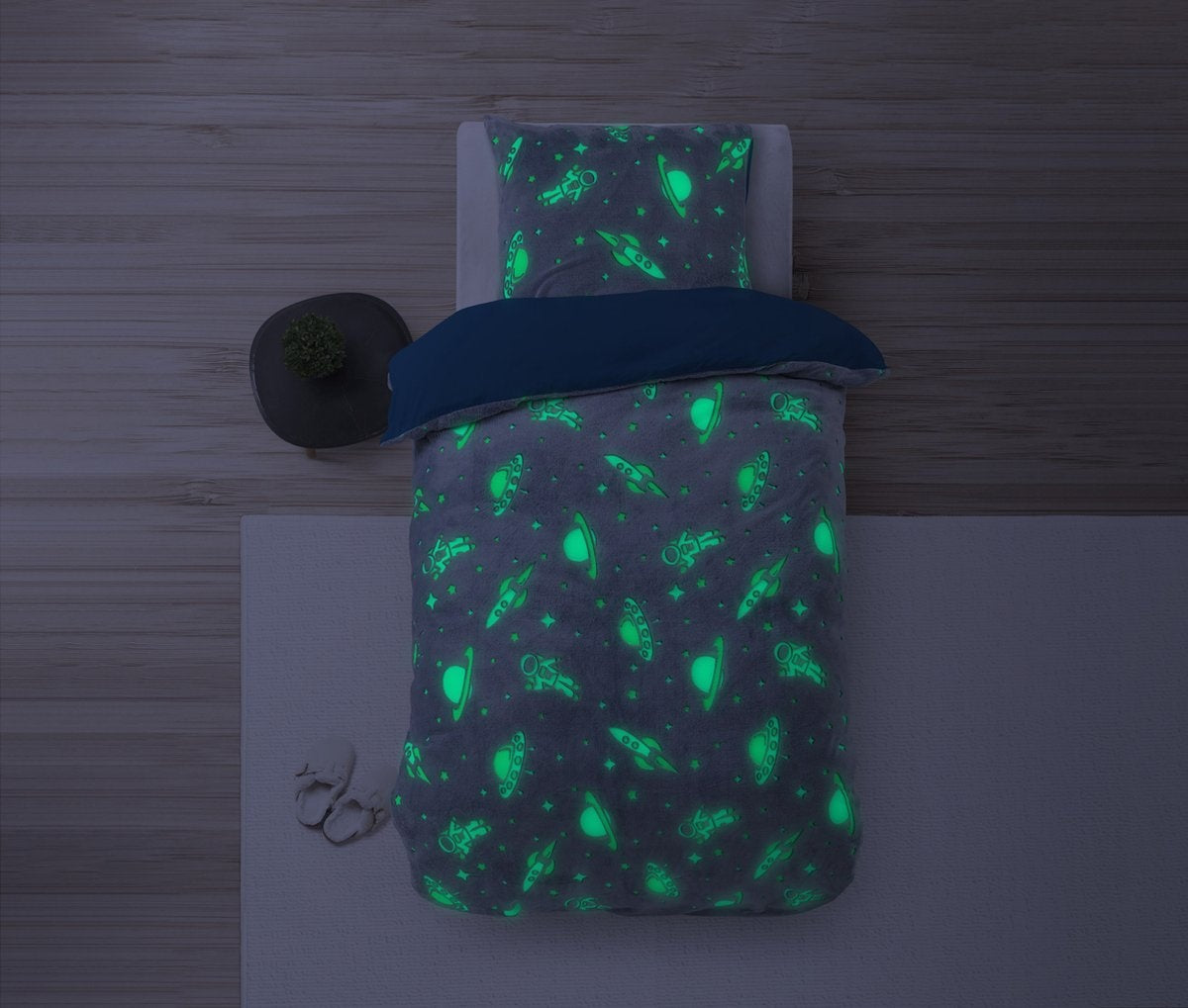 Teddy Fleece kinderdekbedovertrek - Glow in the dark - Space - Blauw - 1-persoons (140x220 + 60x70 cm)
