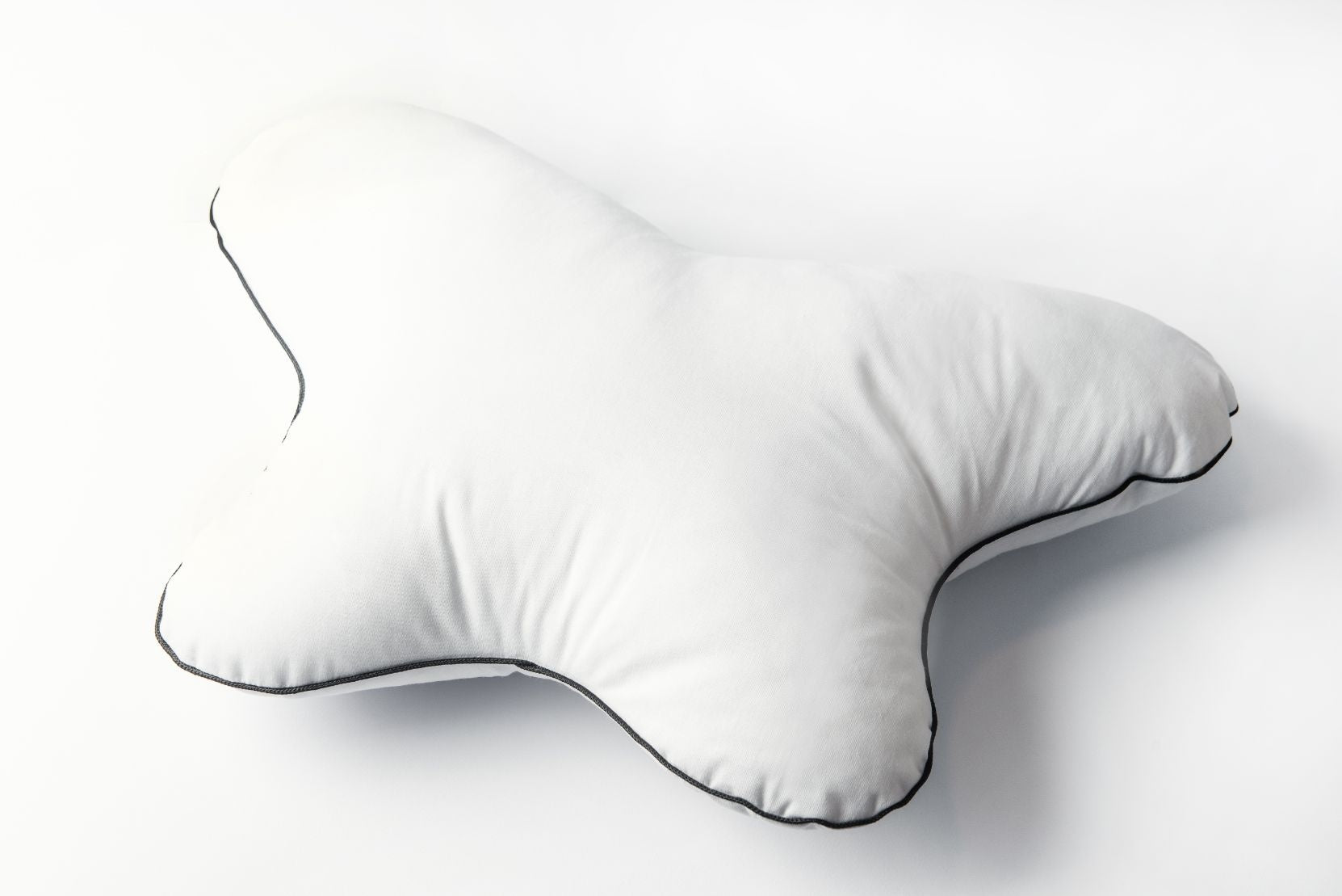 Vlinder hoofdkussen met latex vulling - tijk: 100% katoen 50x55 cm