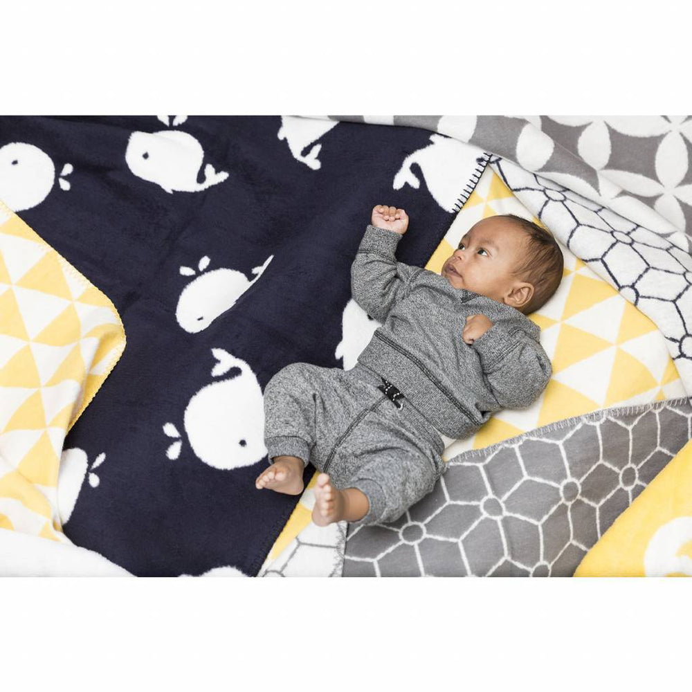 Babydeken voor hippe babykamer