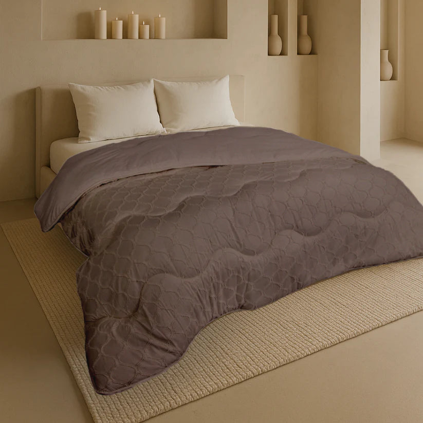 Decoware Easy dekbed zonder overtrek inclusief kussensloop - Tufted Curve - bruin