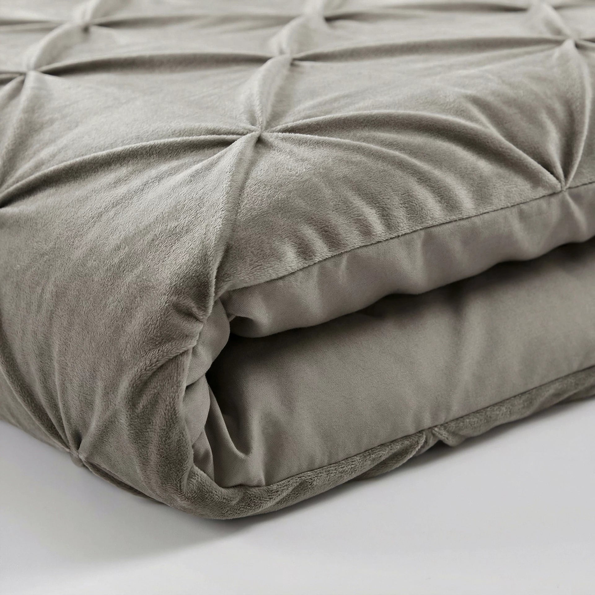 Sleeptime Lazy dekbed zonder overtrek Pintuck - Zand - Exclusief kussenslopen