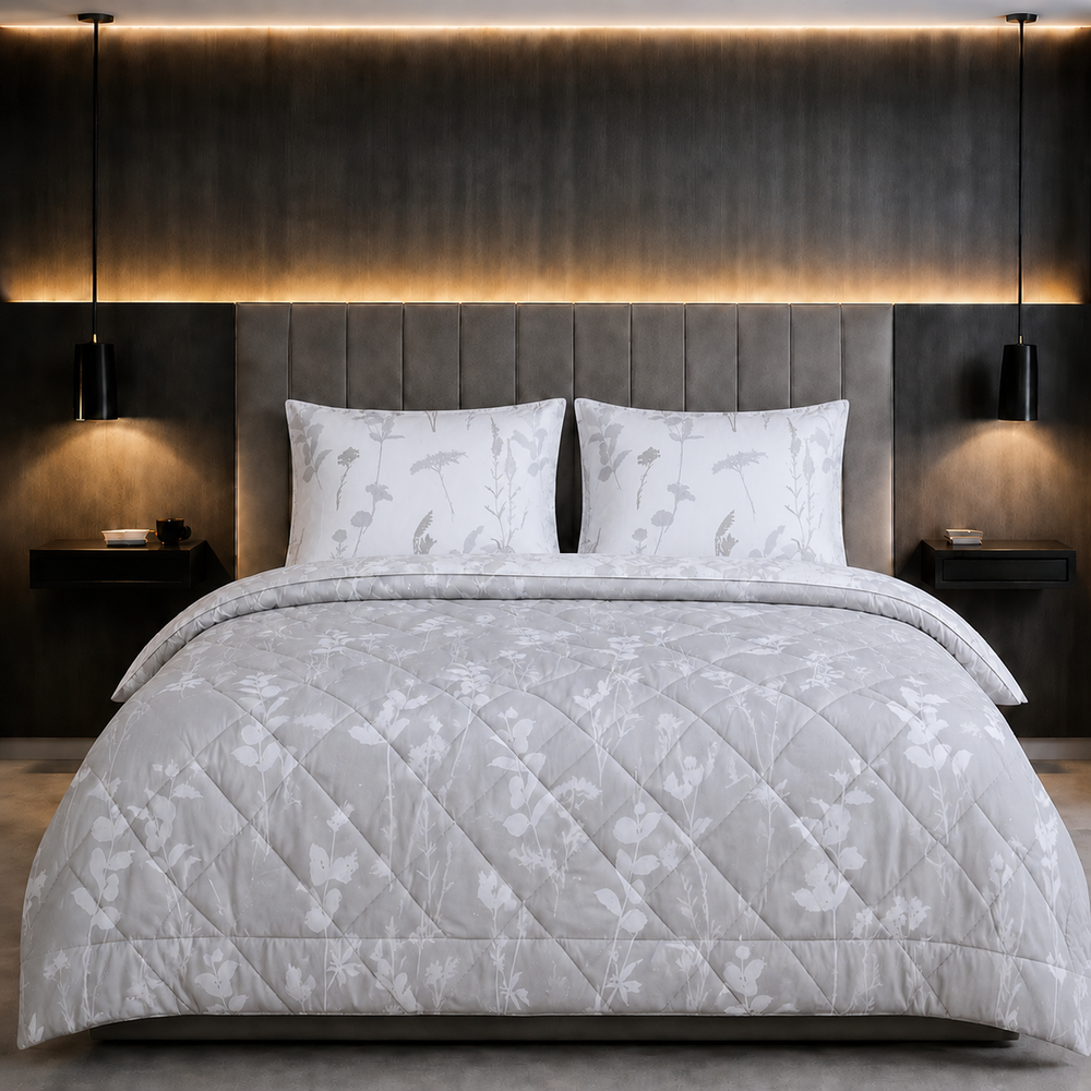 Decoware dekbed zonder overtrek incl. kussensloop Silhouette Leaves - microvezel