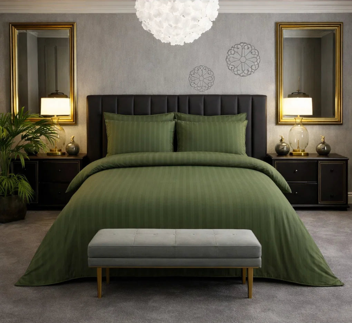 Decoware dekbedovertrek Hotelstreep - Groen - Katoensatijn