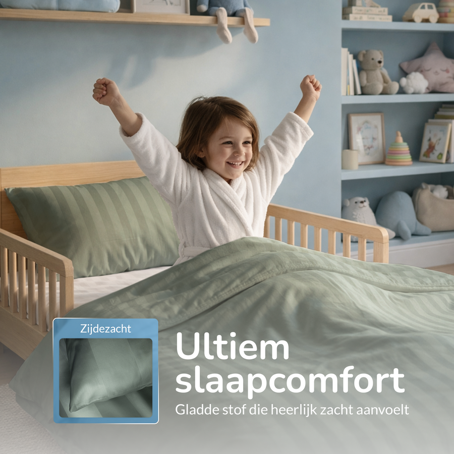 Decoware ledikant dekbedovertrek Hotelstreep - lichtgroen - katoensatijn