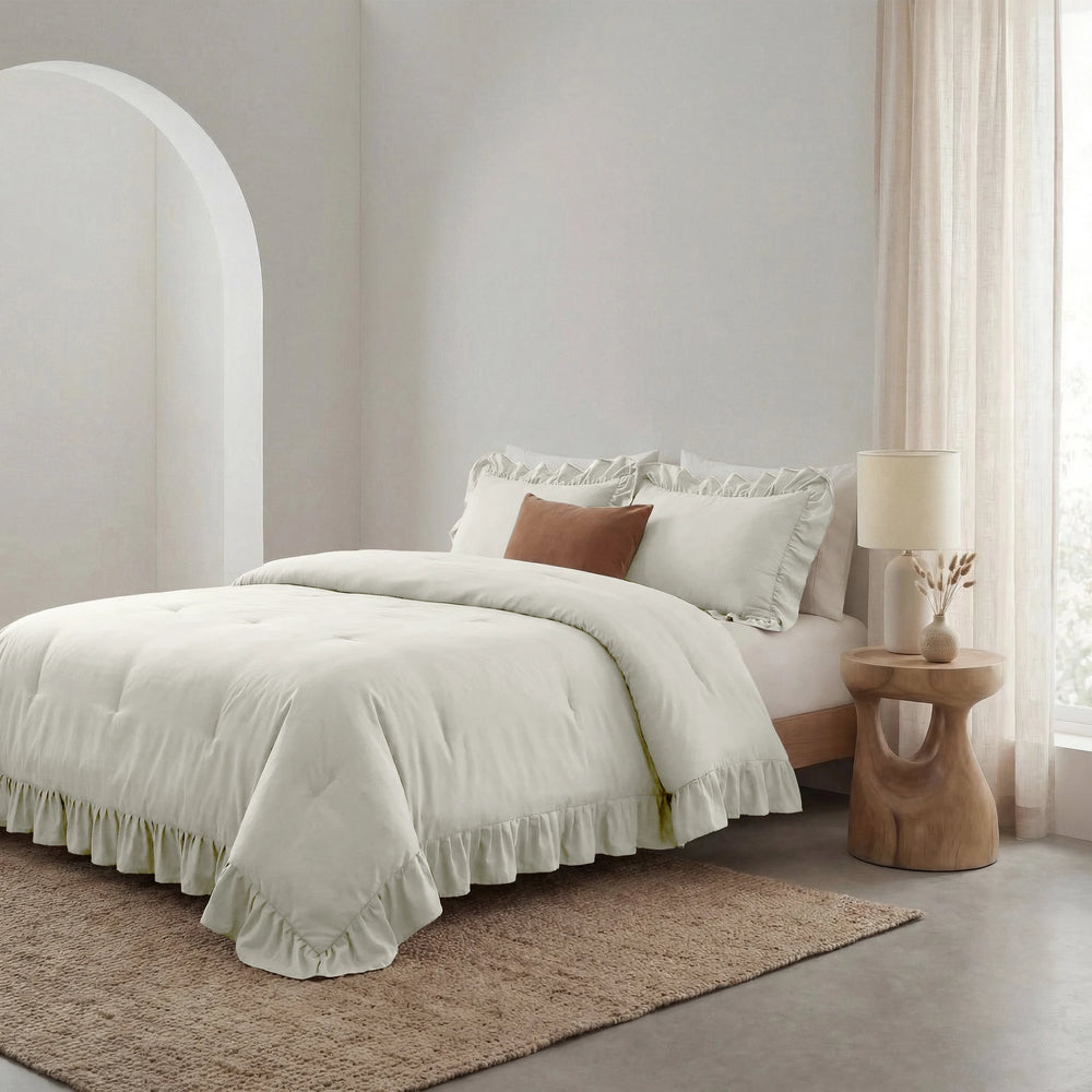 Sleeptime Lazy dekbed zonder overtrek Ruffles excl. kussensloop - Gebroken Wit