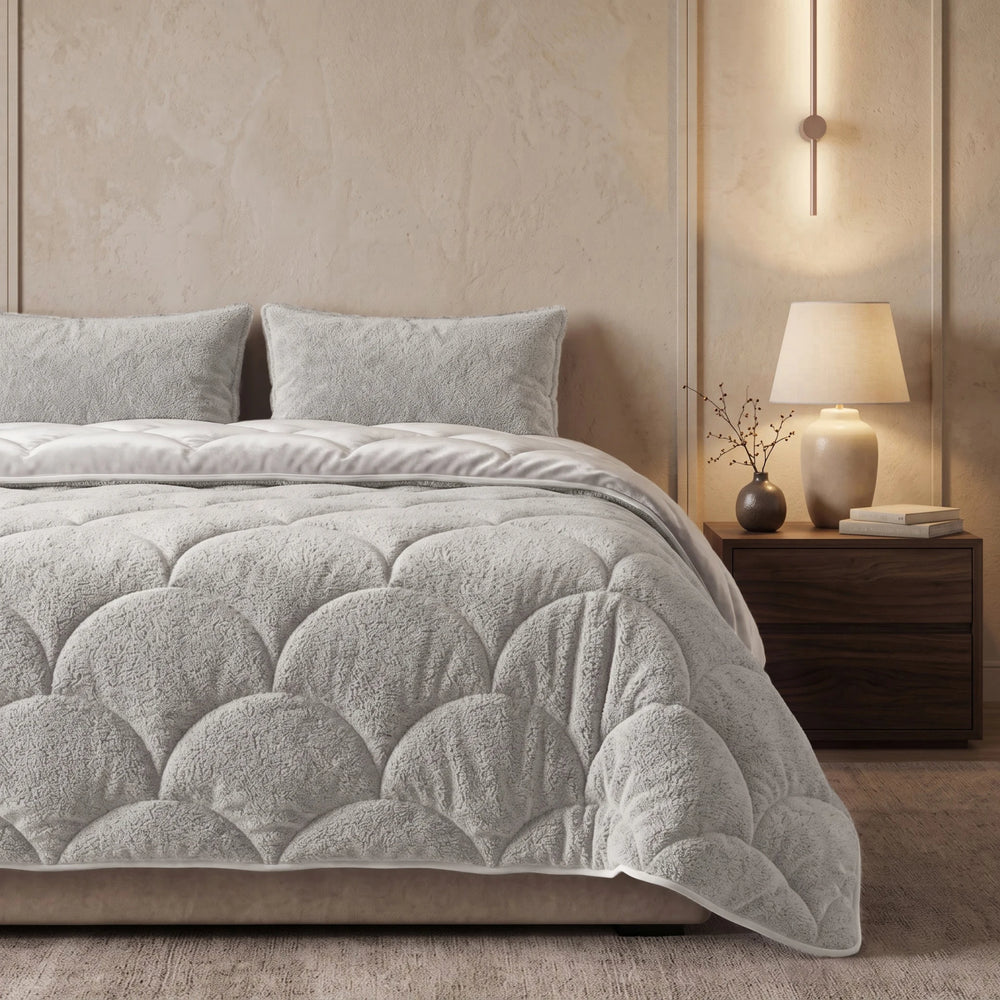 Sleeptime Lazy dekbed zonder overtrek Teddy/Velvet incl. kussensloop - Beige