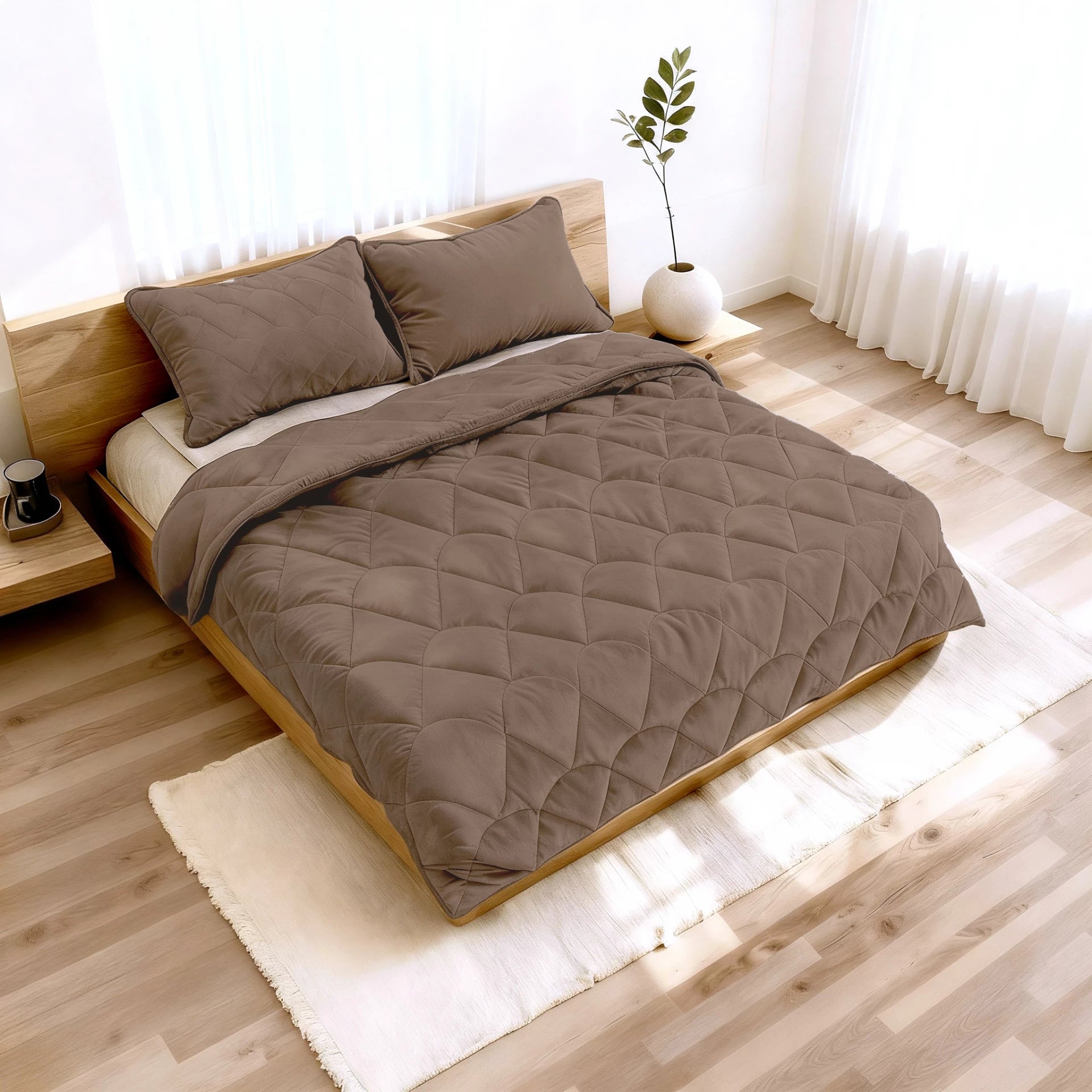 Sleeptime Lazy Velvet dekbed zonder overtrek inclusief kussensloop - Taupe/Bruin