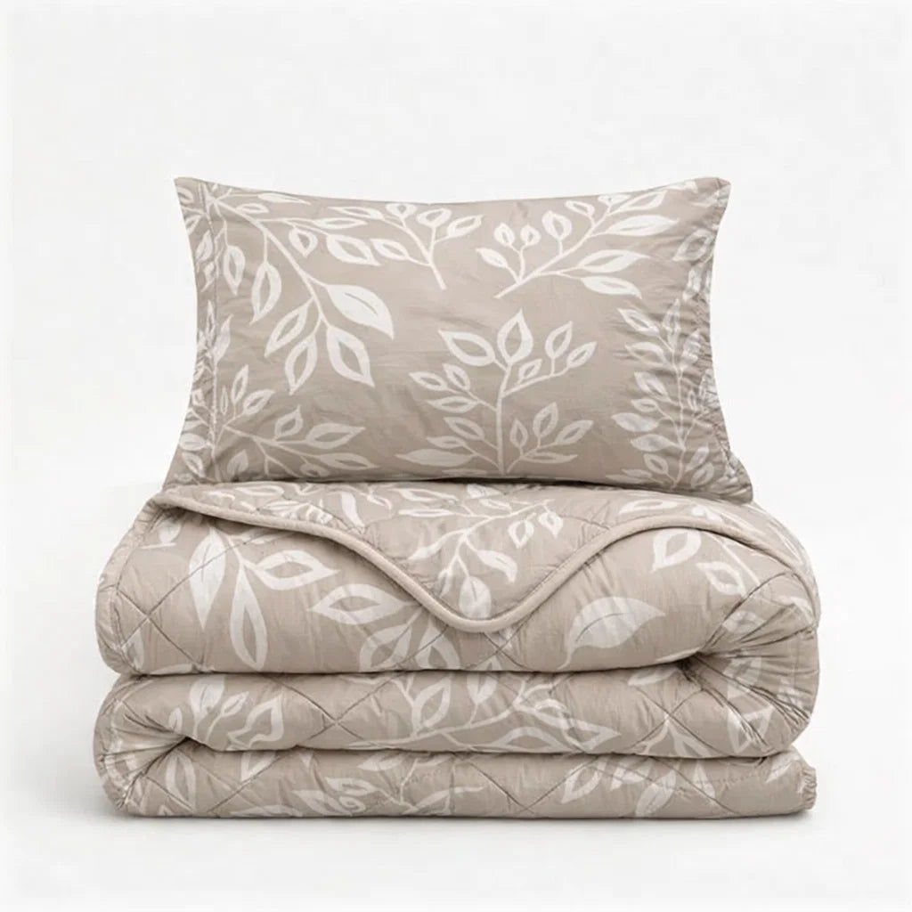 Sleeptime Lazy dekbed zonder overtrek Neva incl. kussensloop - Taupe/zand - opgevouwen + kussen