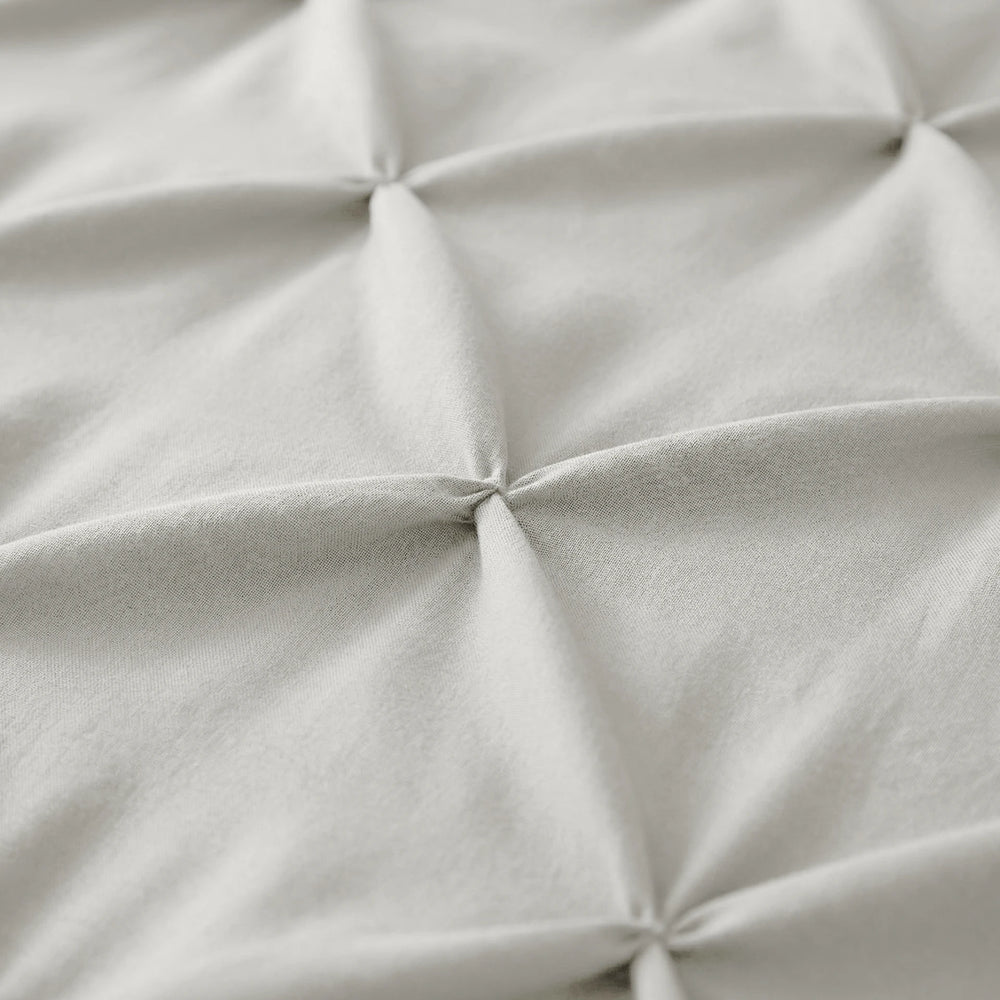 Sleeptime Lazy dekbed zonder overtrek Pintuck - Excl. kussensloop - Off White - detail stof