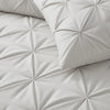 Sleeptime Lazy dekbed zonder overtrek Pintuck - Excl. kussensloop - Off White - detailfoto