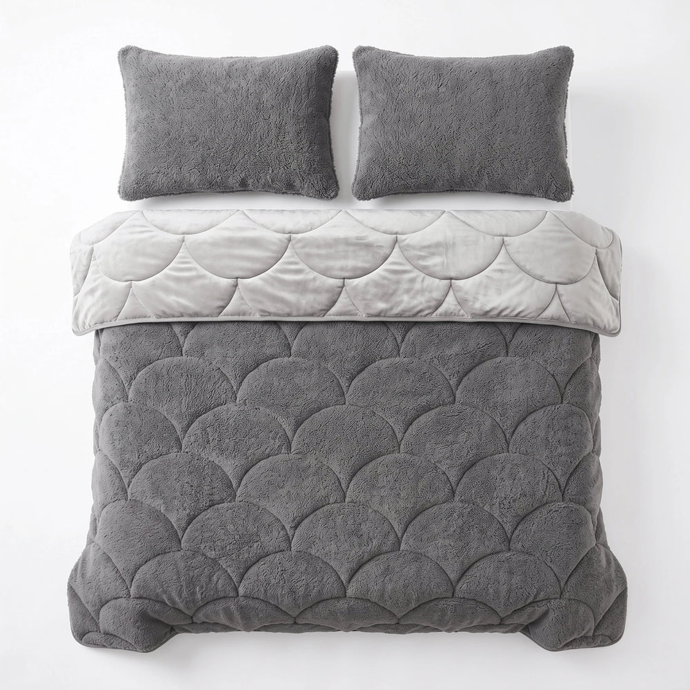 Sleeptime Lazy dekbed zonder overtrek Teddy/Velvet incl. kussensloop - Taupe/Grijs