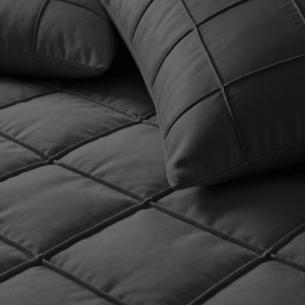 Sleeptime dekbedovertrek Check Pintuck - zwart - Microvezel - details