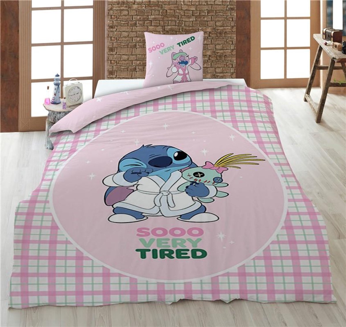 Stitch dekbedovertrek Soo very tired - polykatoen - eenpersoons (140x200 cm – 65x65 cm)