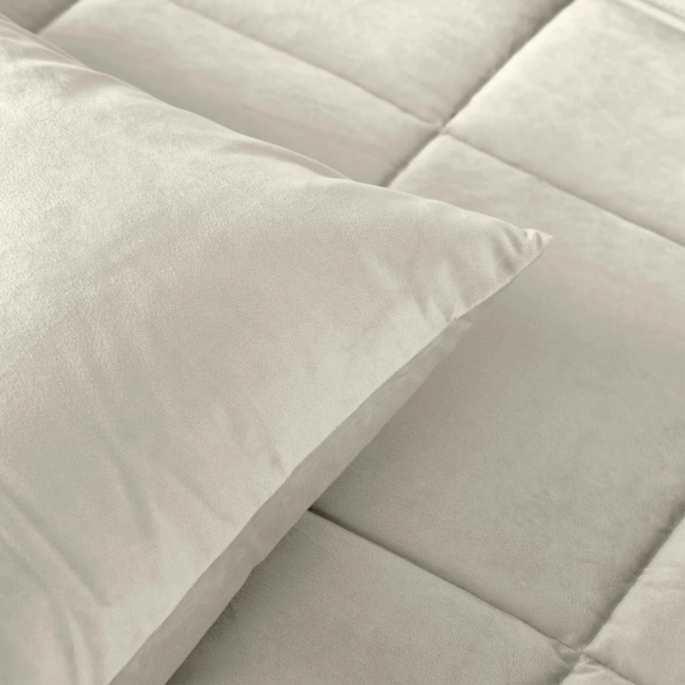 Sleeptime Velvet Lazy dekbed zonder overtrek Excl. kussensloop - Creme