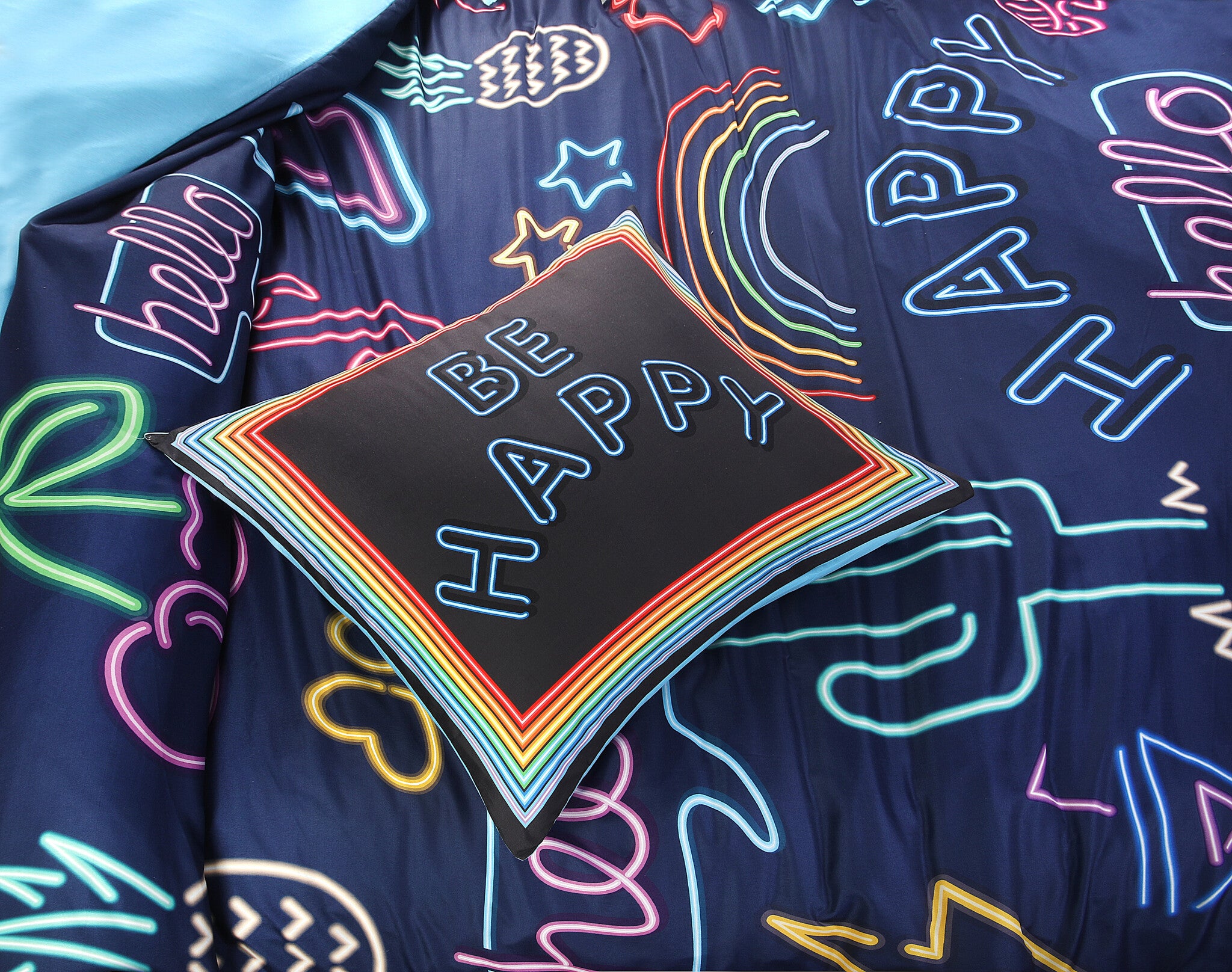 Decoware dekbedovertrek Neon Be Happy - microvezel