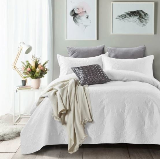 Sprei Clara wit - micropercal - 260x250 cm - Incl. 2 Kussenslopen