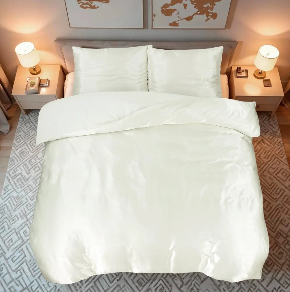 Glans satijn dekbedovertrek - off white