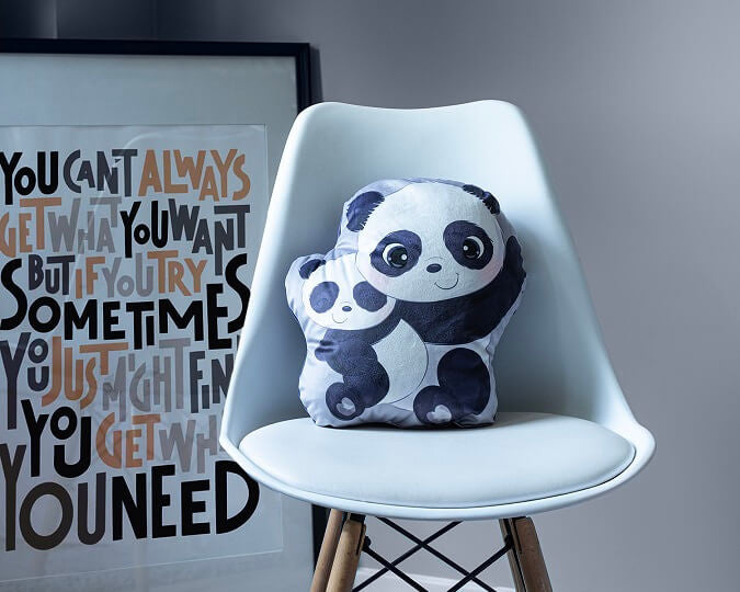 Sierkussen pandabeer