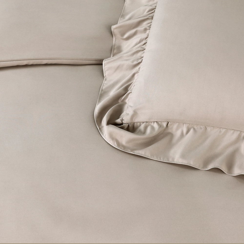 Sleeptime dekbedovertrek Ruffles - Taupe - Microvezel