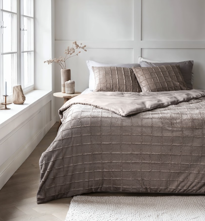 Faux fur dekbedovertrek onderkant microvezel - Check - Taupe