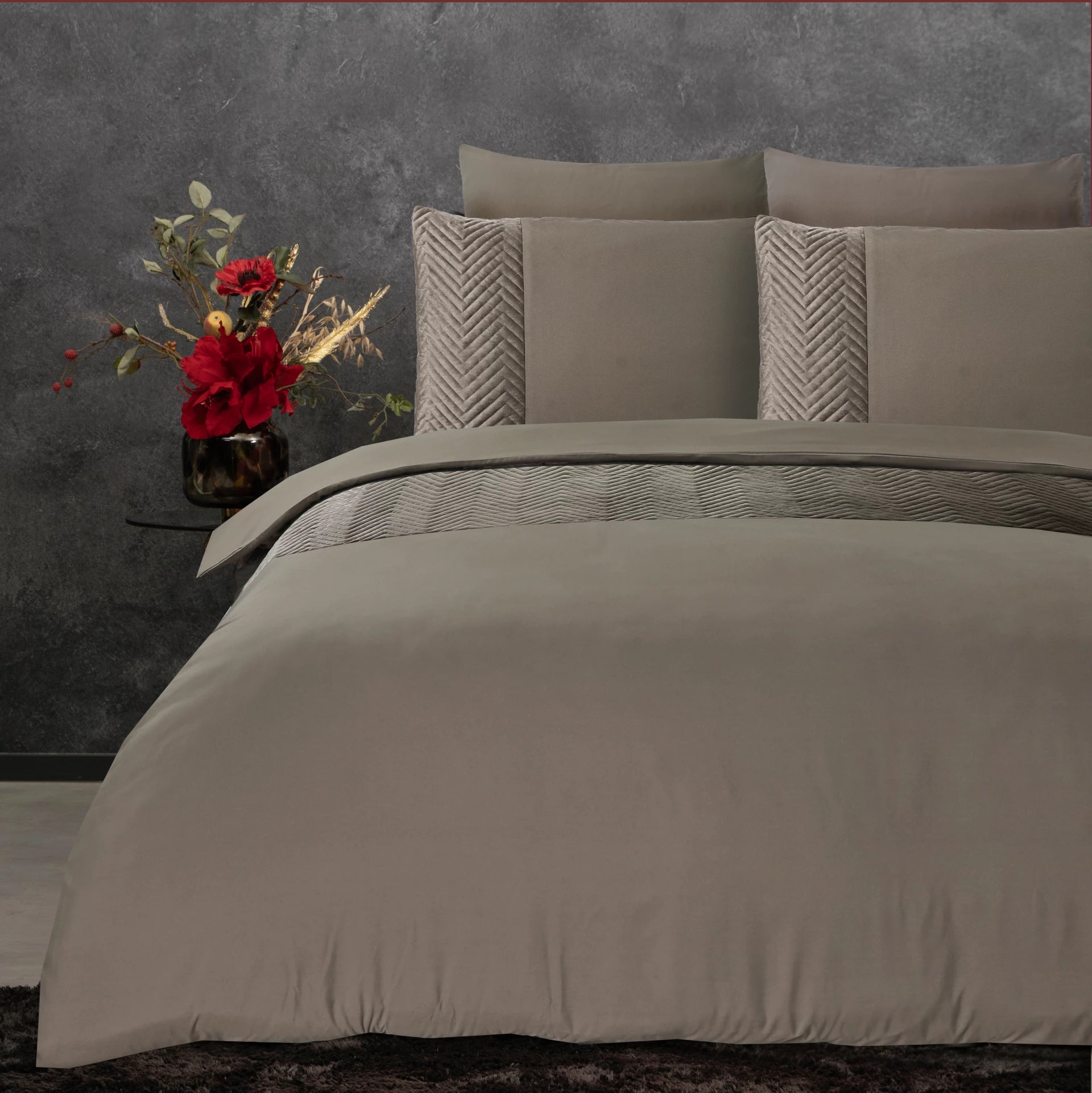 Sleeptime dekbedovertrek Crossline Velvet - Taupe - microvezel
