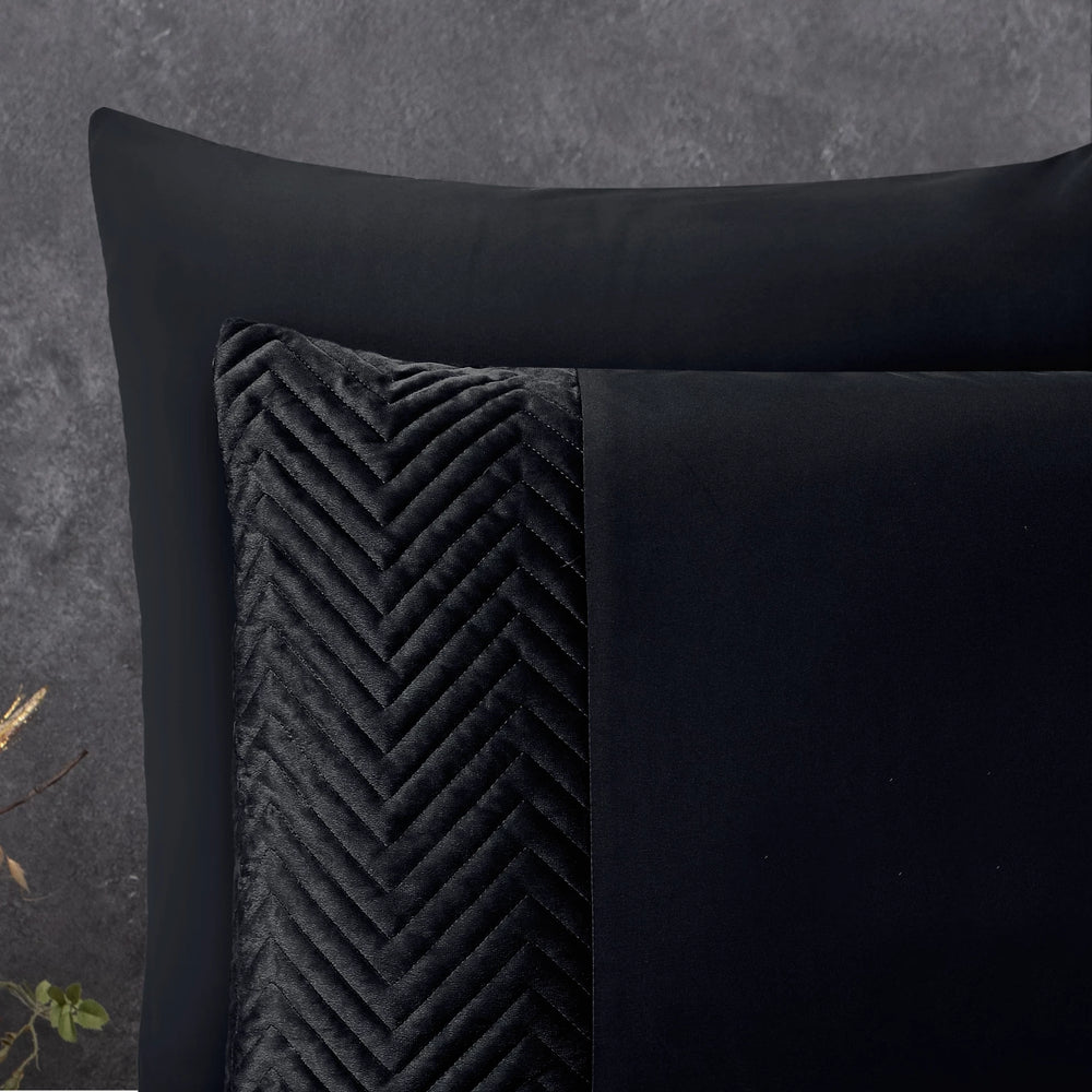 Sleeptime dekbedovertrek Crossline Velvet - zwart - microvezel